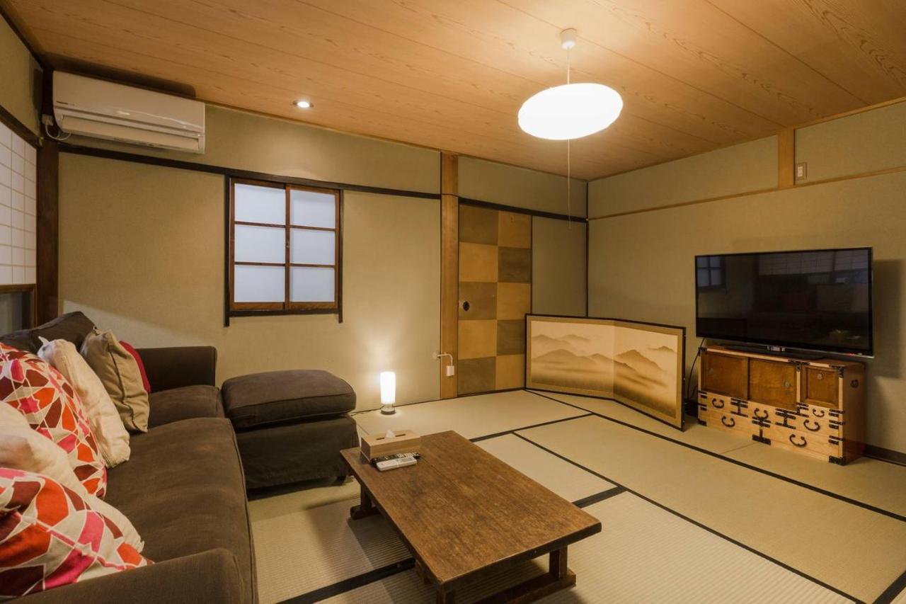 京都二条城近く京町屋120年の歴史に泊まる Exterior foto