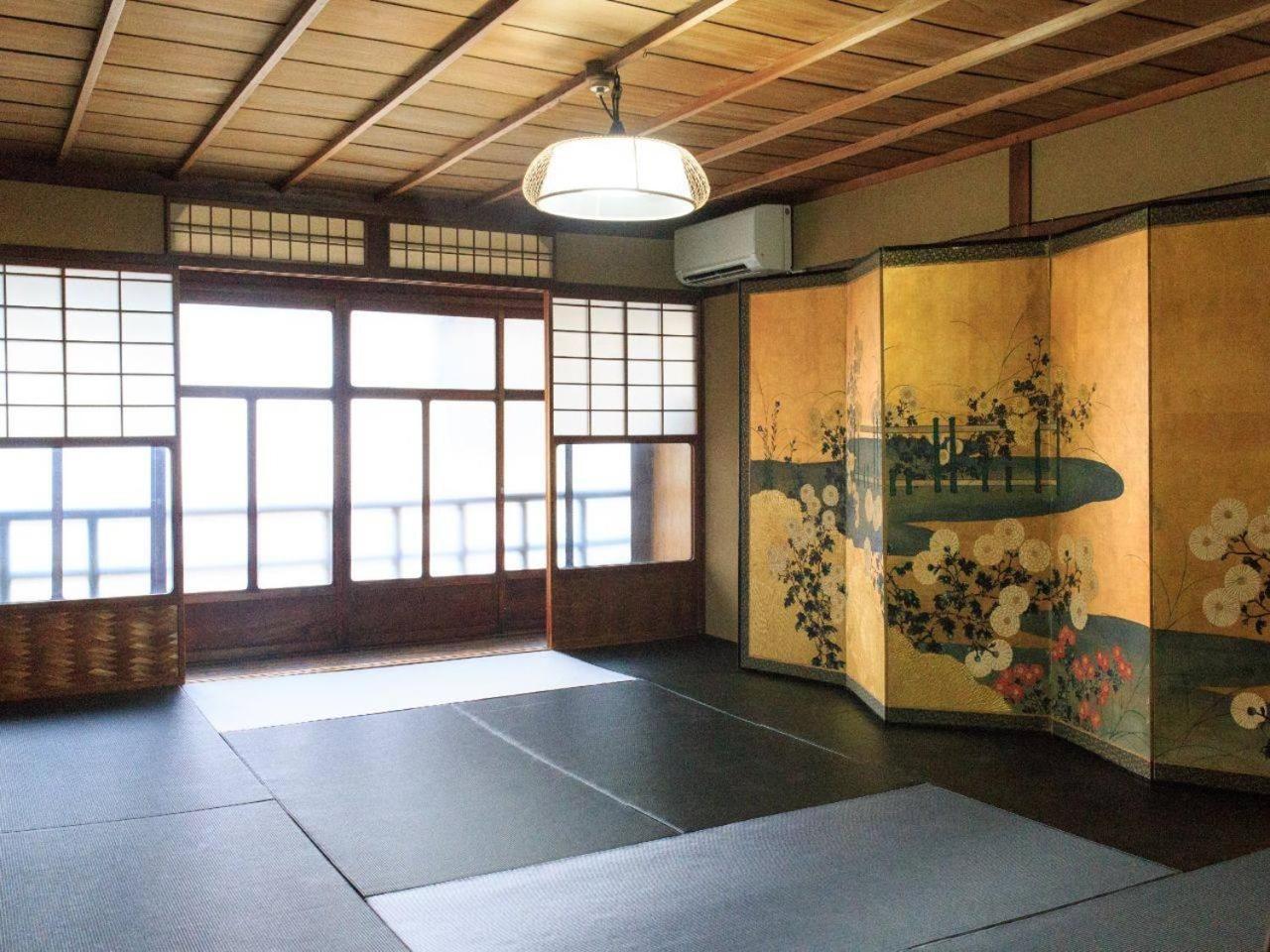 京都二条城近く京町屋120年の歴史に泊まる Exterior foto